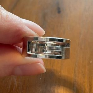 Classic Gucci Silver Ring